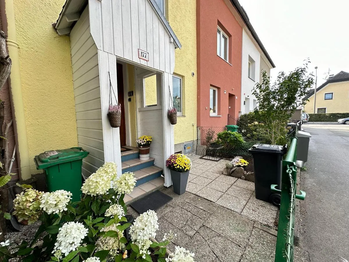Guest house Green Paradise & Cozy Retreat Salzburg With Free Parking