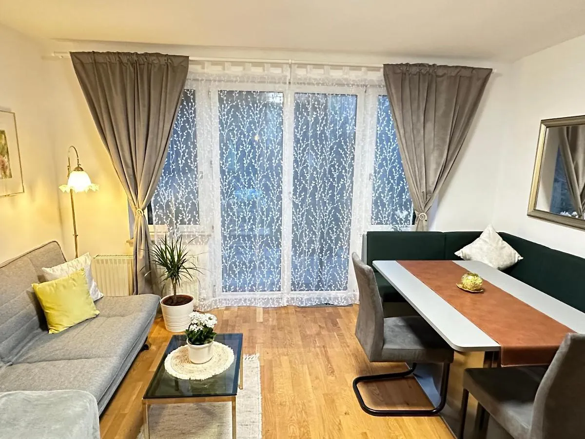 Gasthuis Green Paradise & Cozy Retreat Salzburg With Free Parking Oostenrijk