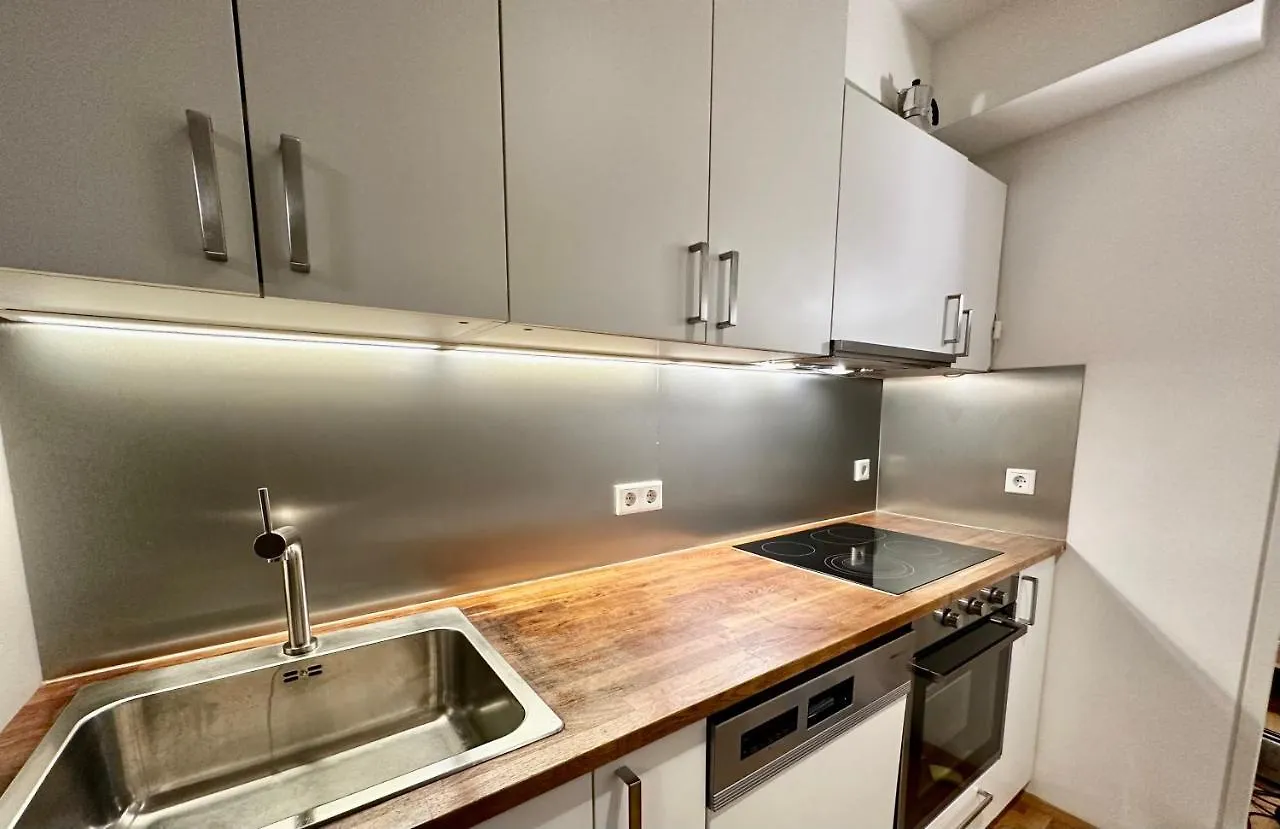 Gasthuis Green Paradise & Cozy Retreat Salzburg With Free Parking