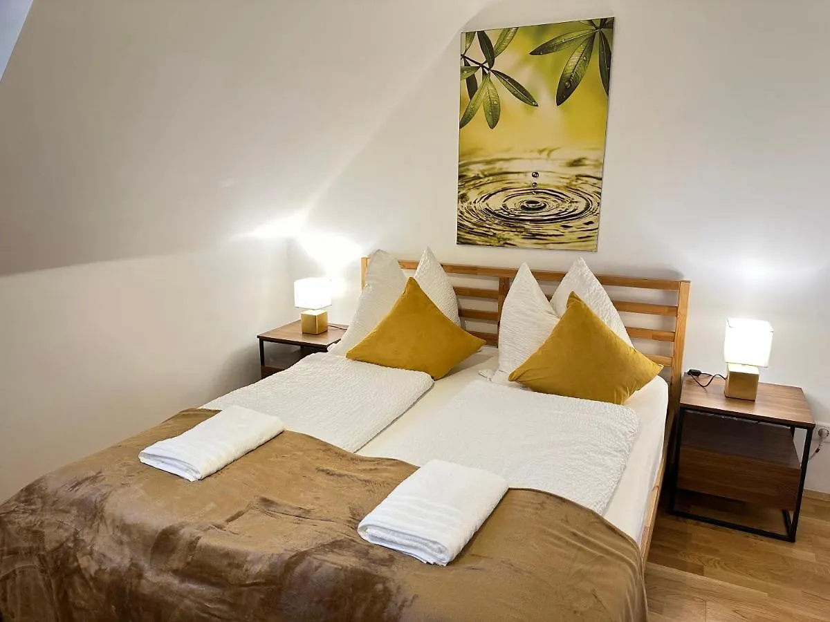 Green Paradise & Cozy Retreat Salzburg With Free Parking 0*,  Oostenrijk